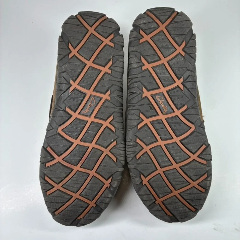 Clarks Men's US 12M Brown Suede Faux Fur Lined Venetian Moccasin House Slippers